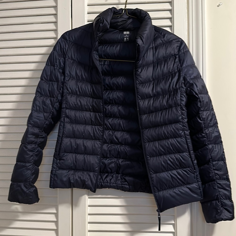 Uniqlo lightweight insulate jacket
